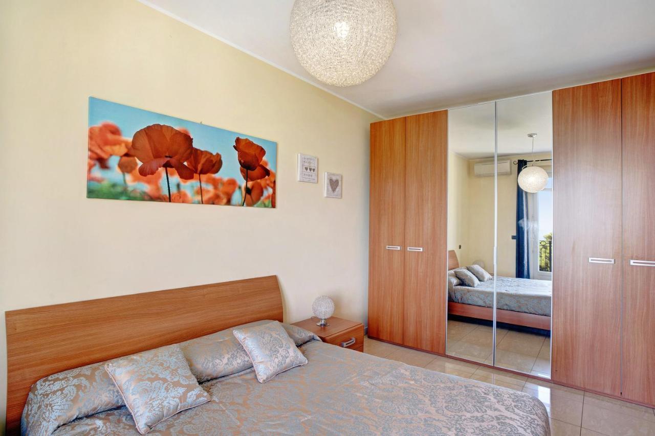 Casa Miradore 600 Mt Dal Mare Imperia Exteriér fotografie